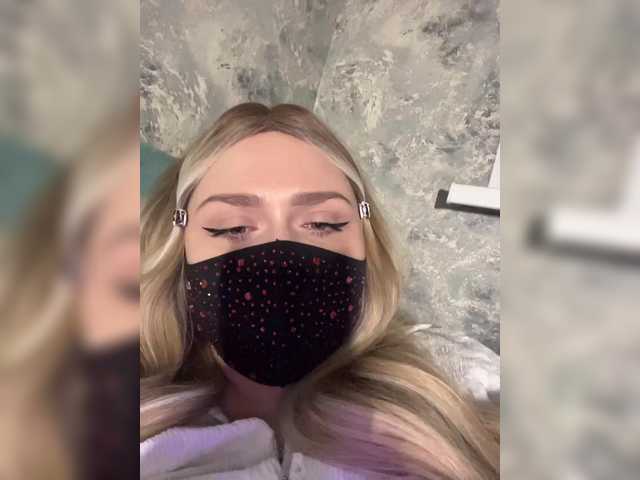 linaaaz live cam preview