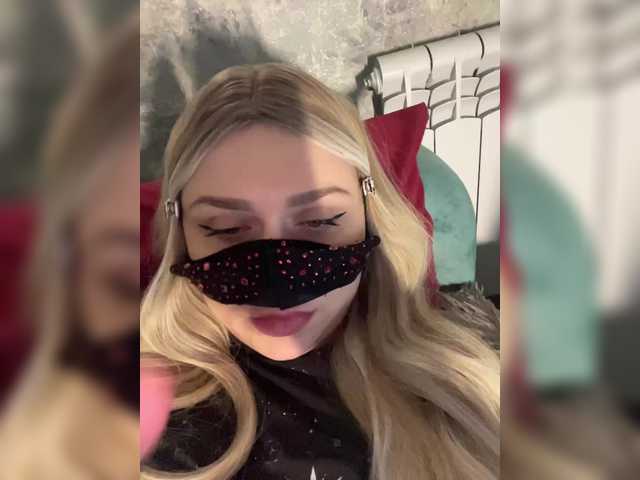 linaaaz live cam preview
