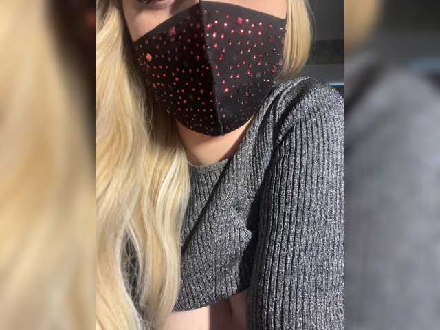 linaaaz live cam on BongaCams