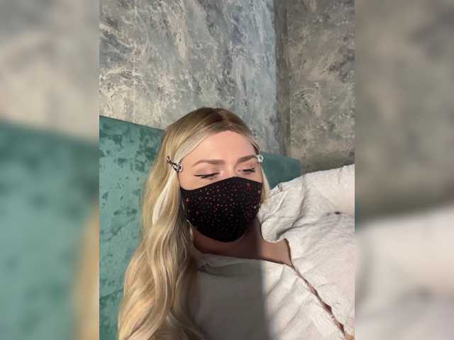 miminika-ice, live now on BongaCams