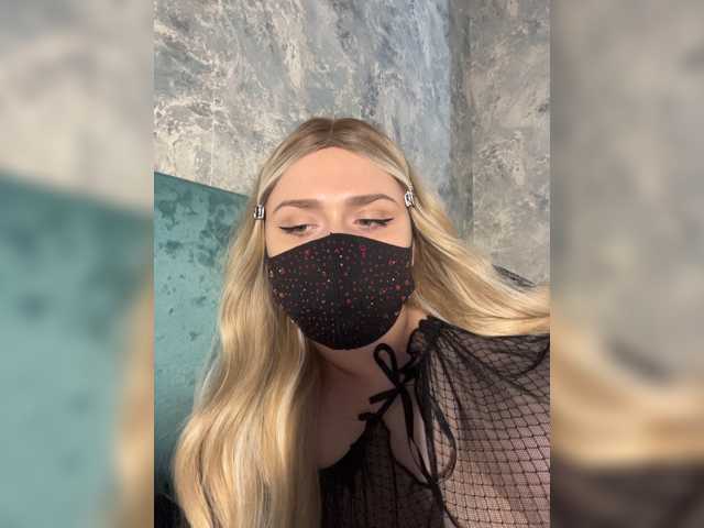 linaaaz live cam preview