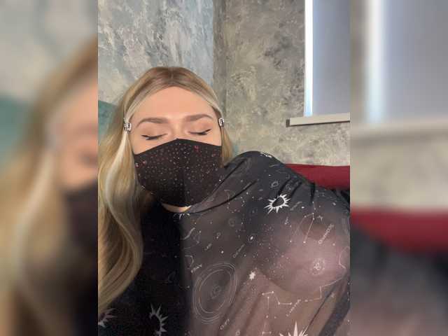 miminika-ice live cam on BongaCams