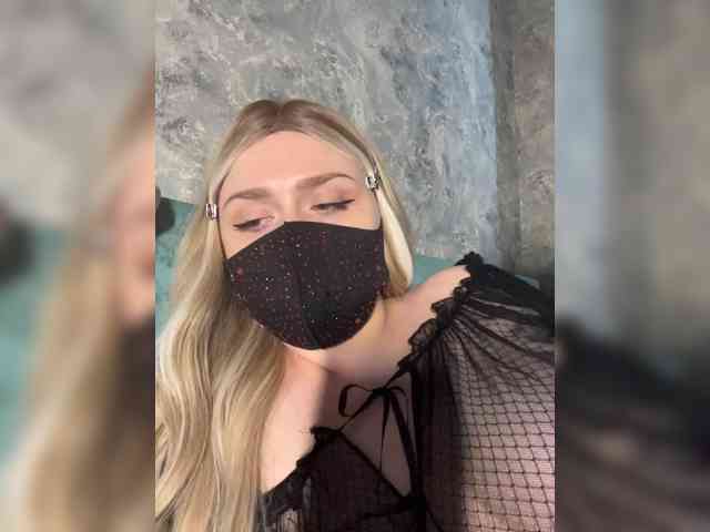 linaaaz webcam