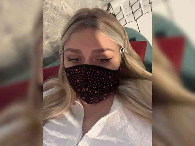 linaaaz webcam