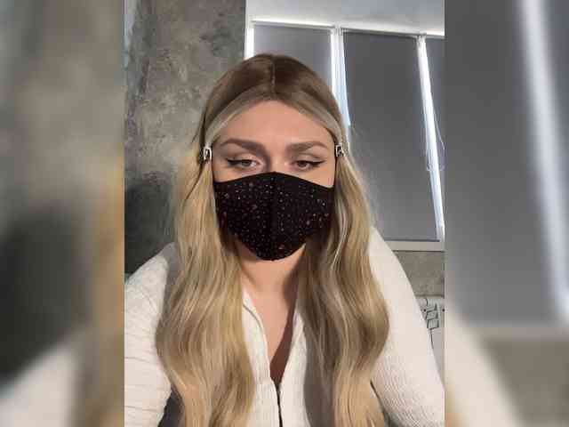 linaaaz webcam