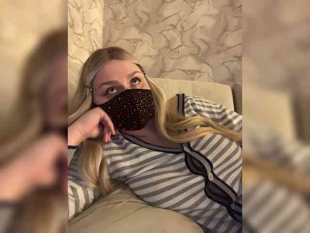 linaaaz webcam