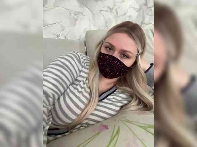 linaaaz webcam