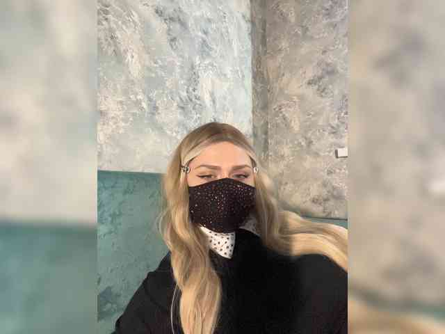 linaaaz webcam