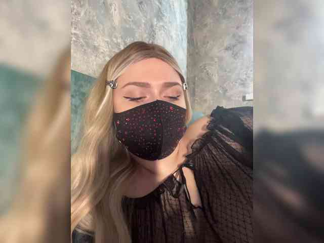linaaaz webcam
