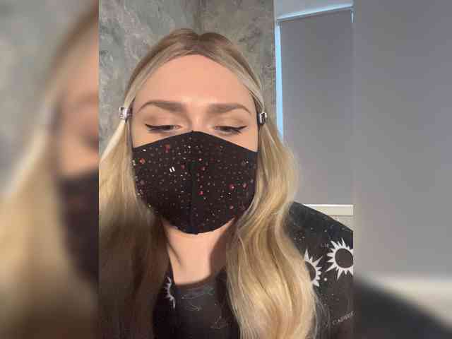 linaaaz webcam