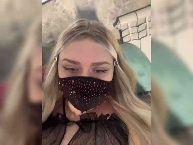 linaaaz webcam