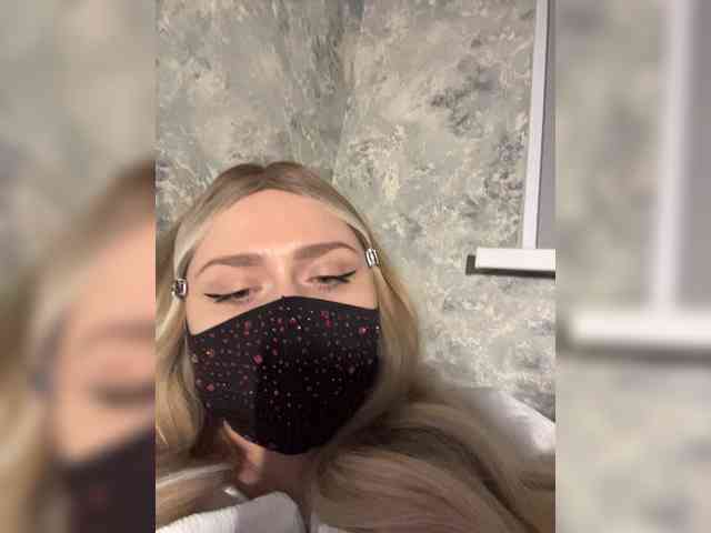 linaaaz webcam