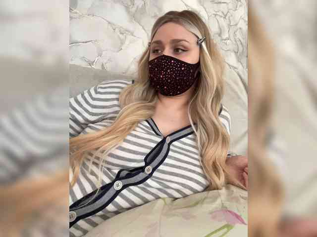 linaaaz webcam