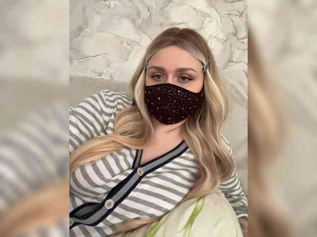 linaaaz webcam