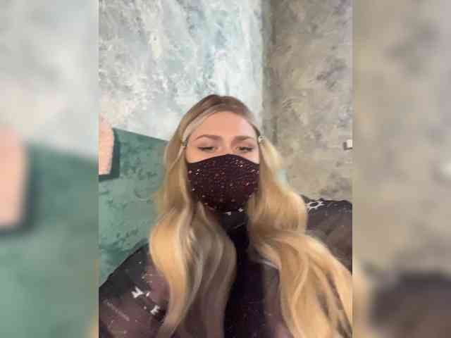 linaaaz webcam