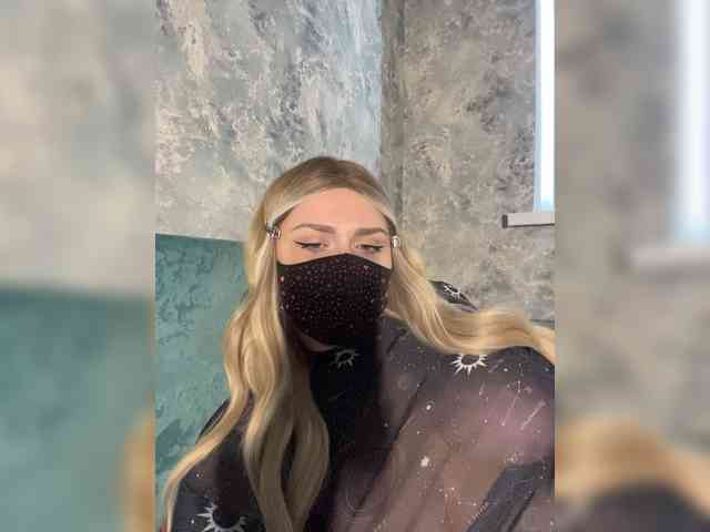 linaaaz webcam
