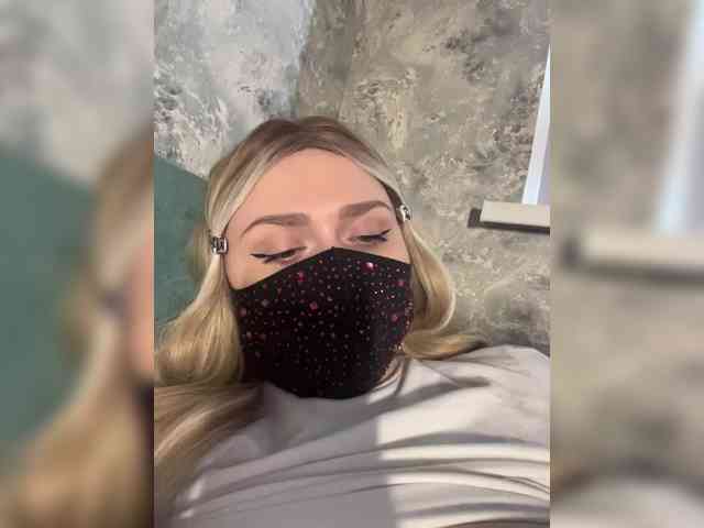 linaaaz webcam