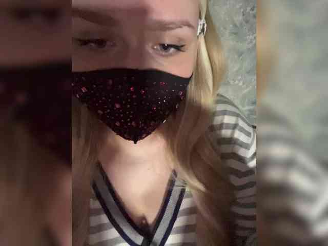 linaaaz webcam