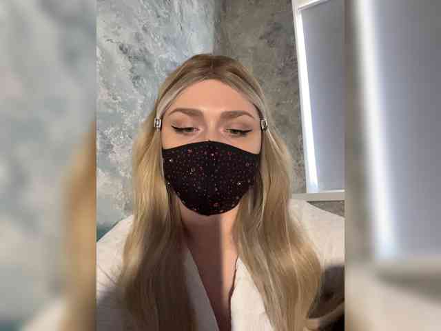 linaaaz webcam