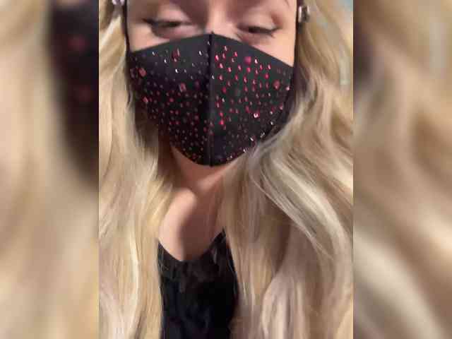 linaaaz webcam