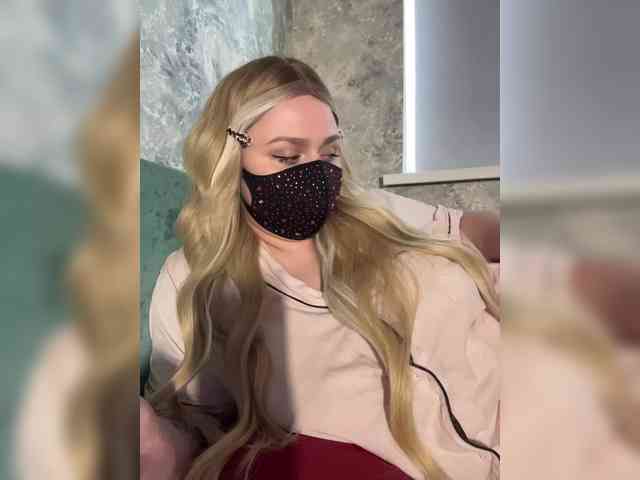 linaaaz webcam