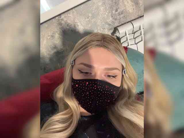 linaaaz webcam