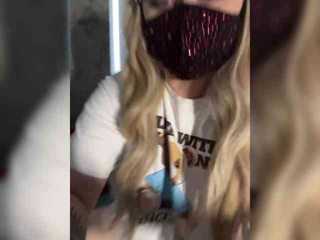 linaaaz webcam