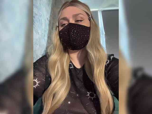 linaaaz webcam
