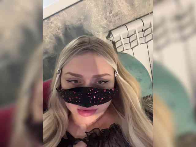 linaaaz webcam