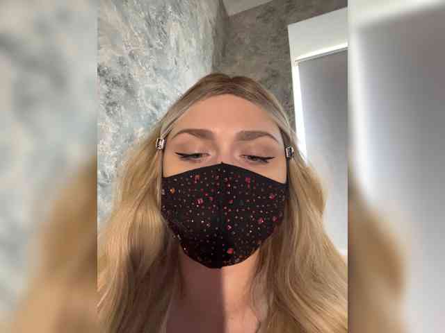 linaaaz webcam