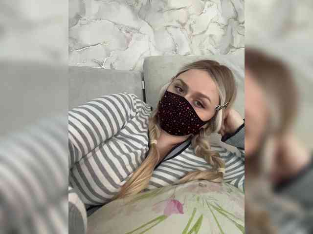 linaaaz webcam