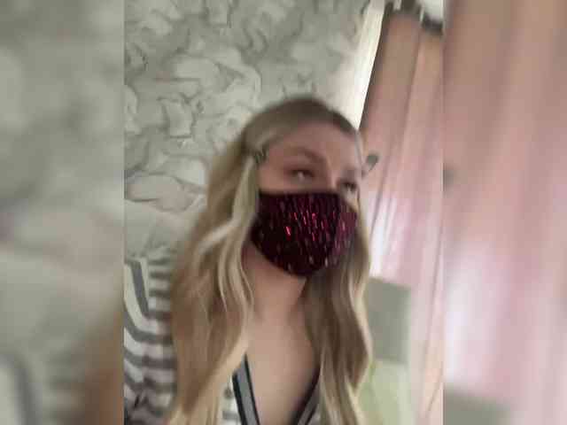 linaaaz webcam