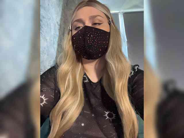 linaaaz webcam