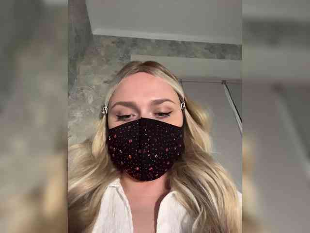 linaaaz webcam