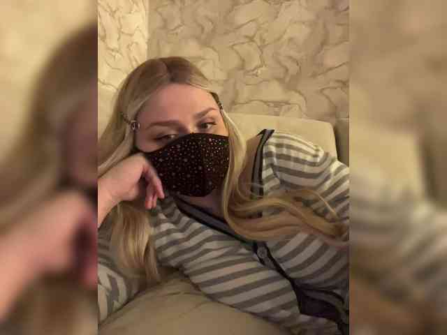 linaaaz webcam