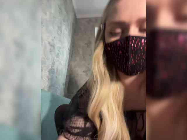 linaaaz webcam