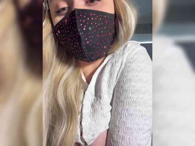 linaaaz webcam