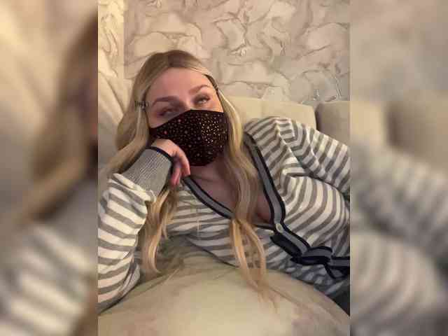 linaaaz webcam