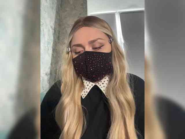 linaaaz webcam