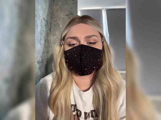 linaaaz webcam