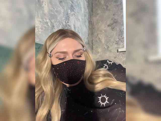 linaaaz webcam