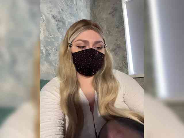 linaaaz webcam
