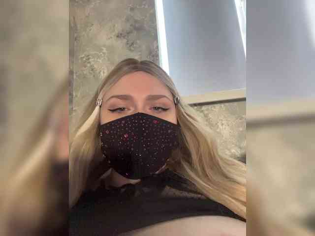 linaaaz webcam