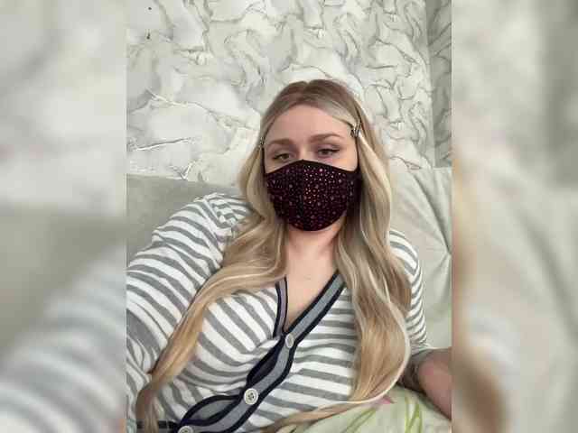 linaaaz webcam