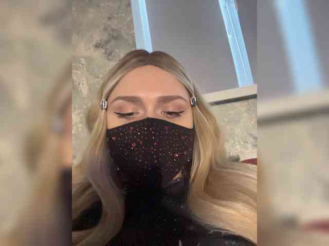 linaaaz webcam