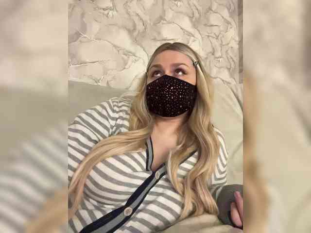 linaaaz webcam