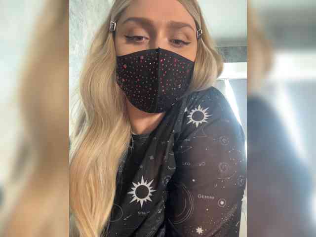 linaaaz webcam