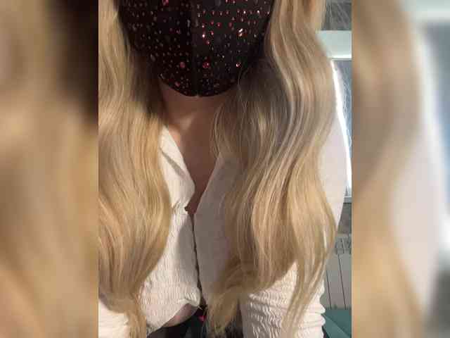 linaaaz webcam
