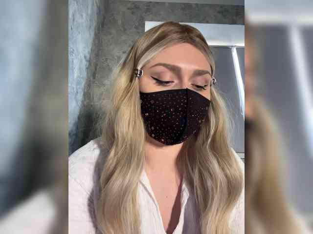 linaaaz webcam