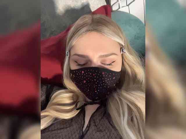 linaaaz webcam